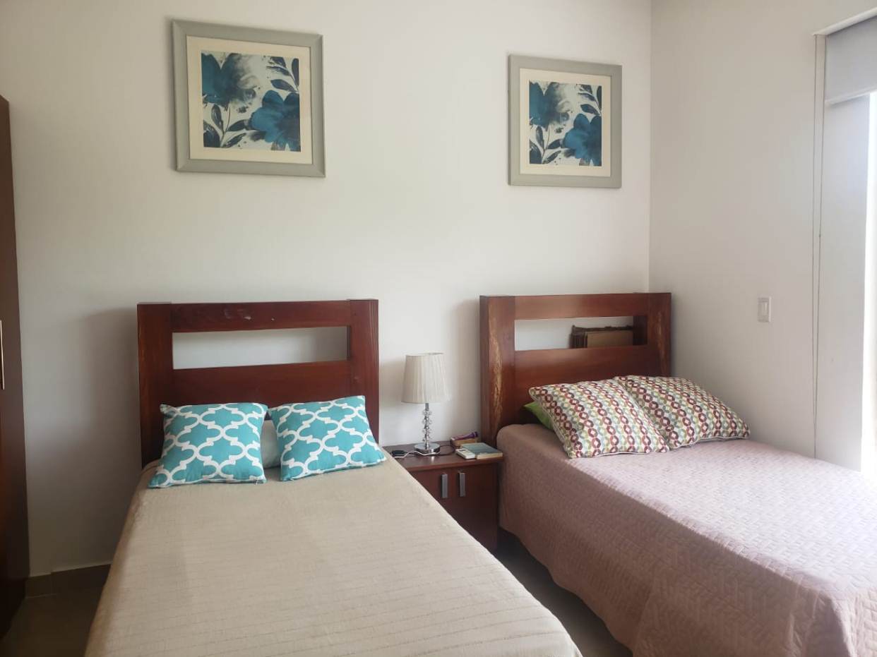 Apartamento Amueblado - Las Colinas