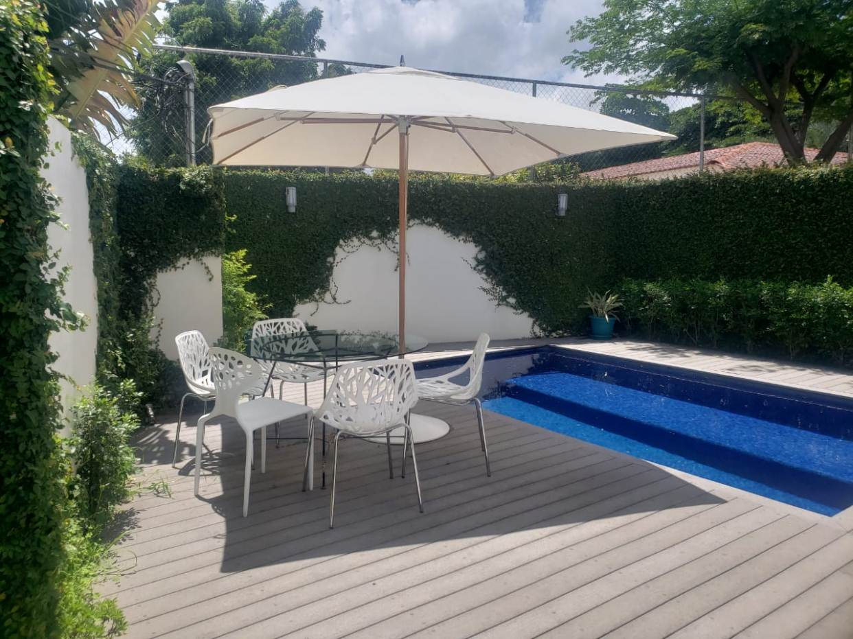 Apartamento Amueblado - Las Colinas