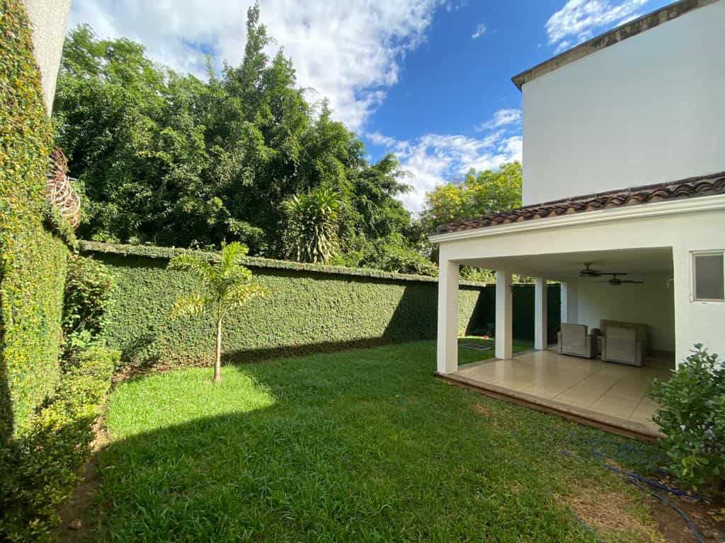 Casa en las Colinas